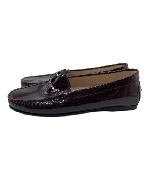 TOD'S（トッズ）TOD'S (トッズ) エナメルドライビングシューズ　フラットシューズ　イタリア製 パープル サイズ:36 1/2の古着・服飾アイテム