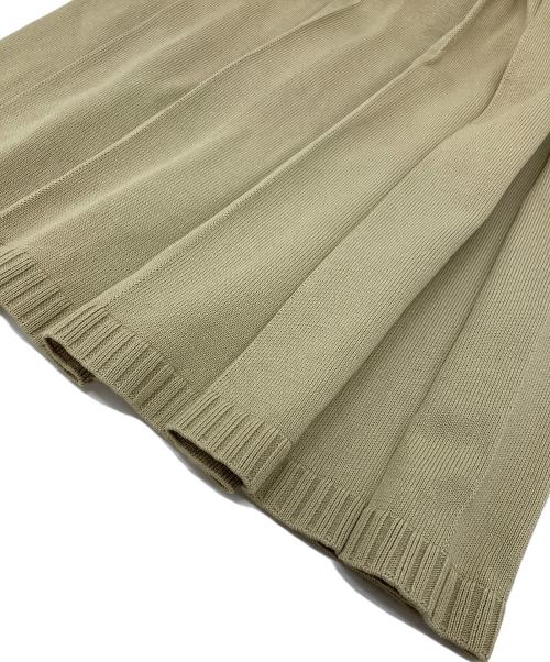 AURALEE（オーラリー）AURALEE (オーラリー) DRY COTTON KNIT PLEATED SKIRT ベージュ サイズ:1 未使用品の古着・服飾アイテム