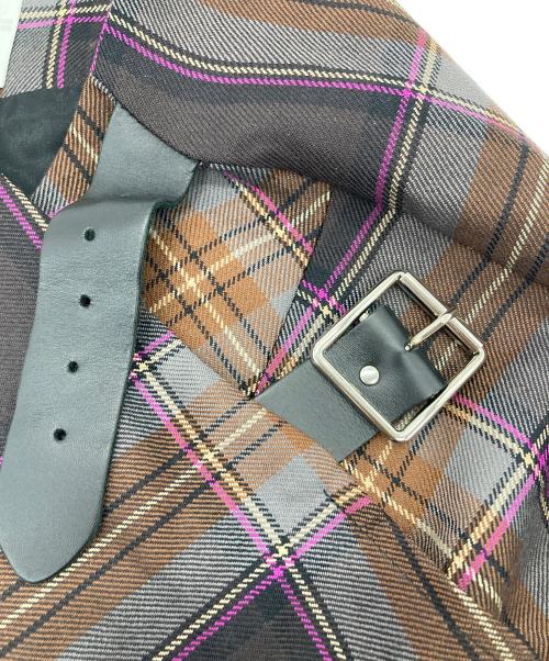 O'NEIL OF DUBLIN（オニールオブダブリン）O'NEIL OF DUBLIN (オニールオブダブリン) チェックラップスカート　ベルト付 ブラウン サイズ:36の古着・服飾アイテム