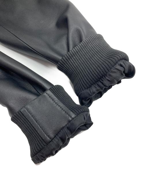 COACH（コーチ）COACH (コーチ) Leather Varsity Jacket  レザーバーシティジャケット レザージャケット　レザースタジャン　アウター　ライトアウター　羊革 ブラック サイズ:Mの古着・服飾アイテム