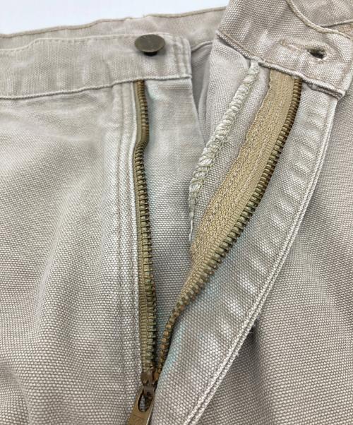 CarHartt（カーハート）CarHartt (カーハート) 【古着】ペインターパンツ　ダック地　ベージュ　ペインターパンツ　レザーパッチ グレー サイズ:36×32の古着・服飾アイテム