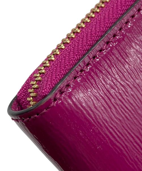 TORY BURCH（トリーバーチ）TORY BURCH (トリーバーチ) エナメルロングウォレット　ラウンドファスナー　長財布 ピンク サイズ:実寸参照の古着・服飾アイテム