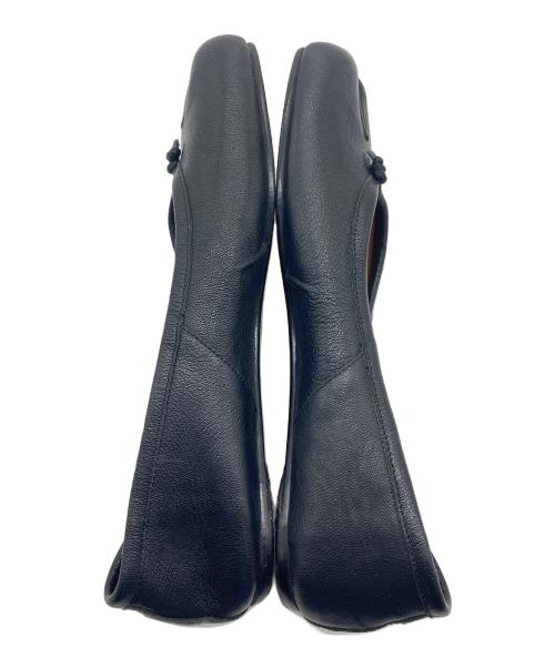 Maison Margiela（メゾンマルジェラ）Maison Margiela (メゾンマルジェラ) TABI BALLERINA  タビ　バレリーナ　イタリア製　フラットシューズ ブラック サイズ:38の古着・服飾アイテム