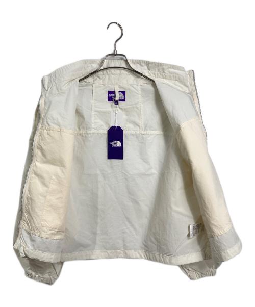 THE NORTHFACE PURPLELABEL（ザ・ノースフェイス パープルレーベル）THE NORTHFACE PURPLELABEL (ザ・ノースフェイス パープルレーベル) マウンテンフィールド クロップドジャケット　アウター　ライトアウター　スポーツ　アウトドア ホワイト サイズ:S 未使用品の古着・服飾アイテム