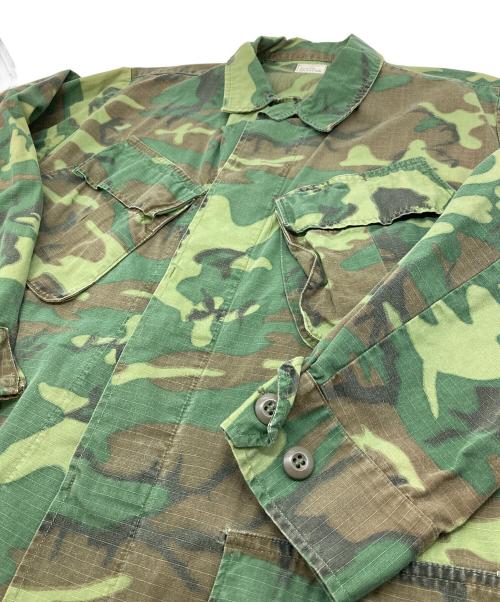 US ARMY（ユーエスアーミー）US ARMY (ユーエスアーミー) 【古着】ジャングルファティーグジャケット グリーン サイズ:Mの古着・服飾アイテム