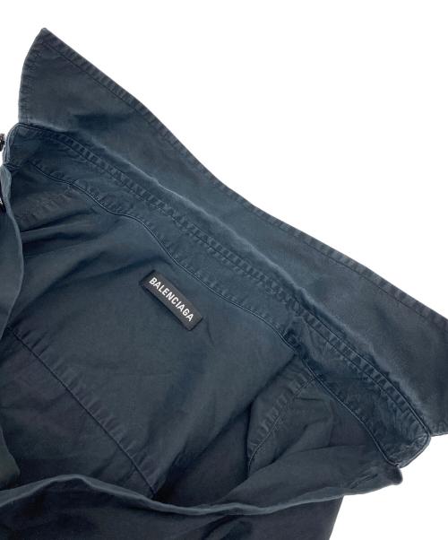 BALENCIAGA（バレンシアガ）BALENCIAGA (バレンシアガ) 19aw 胸ロゴ刺繍シャツ　コットンシャツ ブラック サイズ:39の古着・服飾アイテム