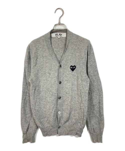 PLAY COMME des GARCONS（プレイコムデギャルソン）PLAY COMME des GARCONS (プレイコムデギャルソン) ニットカーディガン　ウールカーディガン　日本製 グレー サイズ:Sの古着・服飾アイテム