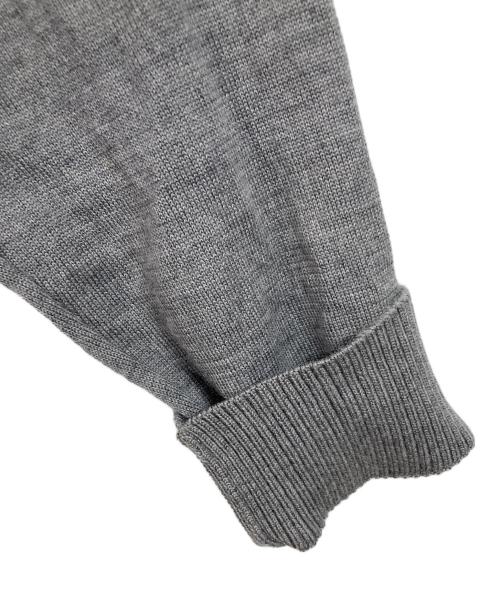 BURBERRY（バーバリー）BURBERRY (バーバリー) ホース刺繍ニット　長袖ニット　日本製 グレー サイズ:40の古着・服飾アイテム