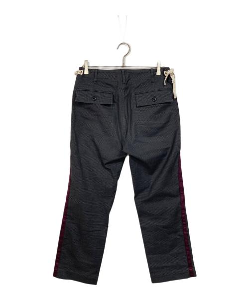 kenneth field（ケネスフィールド）kenneth field (ケネスフィールド) サイドラインパンツ　千鳥柄 グレー サイズ:Sの古着・服飾アイテム