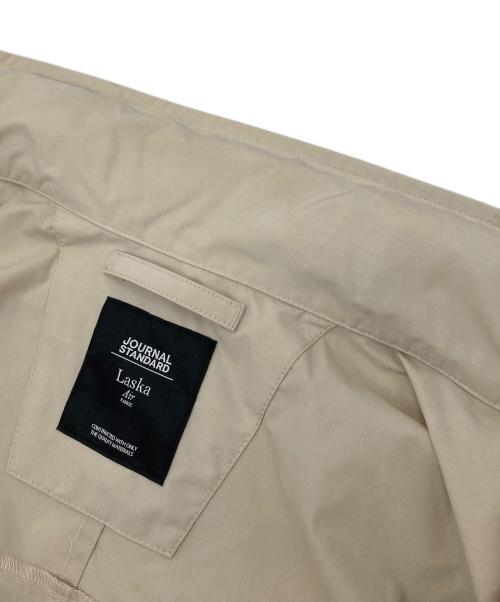 JOURNAL STANDARD（ジャーナルスタンダード）JOURNAL STANDARD (ジャーナルスタンダード) LASKA AIR ラスカエアー パネルドスタンドブルゾンジャケット　アウター　ライトアウター ベージュ サイズ:Lの古着・服飾アイテム