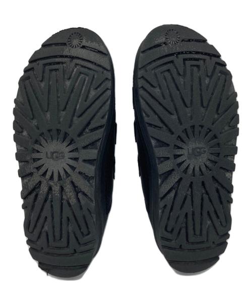 UGG（アグ）UGG (アグ) GoldenGlow Slide サンダル ブラック サイズ:US7の古着・服飾アイテム