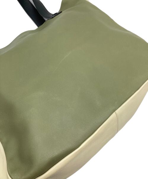 MARC JACOBS（マークジェイコブス）MARC JACOBS (マークジェイコブス) ラムスキントートバッグ　羊革　イタリア製 カーキ サイズ:実寸参照の古着・服飾アイテム