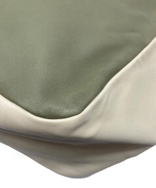 MARC JACOBS（マークジェイコブス）MARC JACOBS (マークジェイコブス) ラムスキントートバッグ　羊革　イタリア製 カーキ サイズ:実寸参照の古着・服飾アイテム