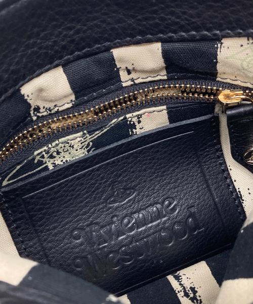 Vivienne Westwood（ヴィヴィアンウエストウッド）Vivienne Westwood (ヴィヴィアンウエストウッド) オーブモチーフタッセルショルダーバッグ　ハンドバッグ　2WAYバッグ ブラック サイズ:実寸参照の古着・服飾アイテム