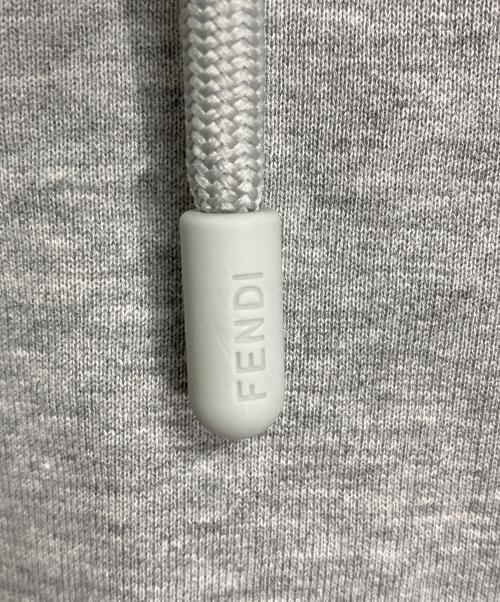 FENDI（フェンディ）FENDI (フェンディ) ローマ パーカー　ロゴパーカー　イタリア製 グレー サイズ:XXSの古着・服飾アイテム
