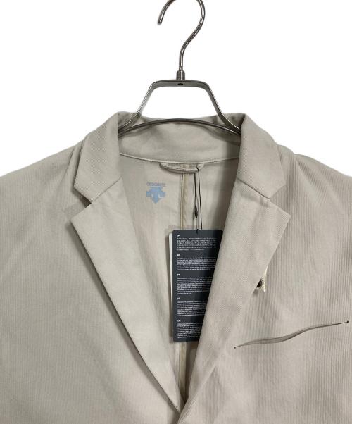 DESCENTE PAUSE（デサントポーズ）DESCENTE PAUSE (デサントポーズ) 2Bジャケット　アウター　ライトアウター ベージュ サイズ:L 未使用品の古着・服飾アイテム