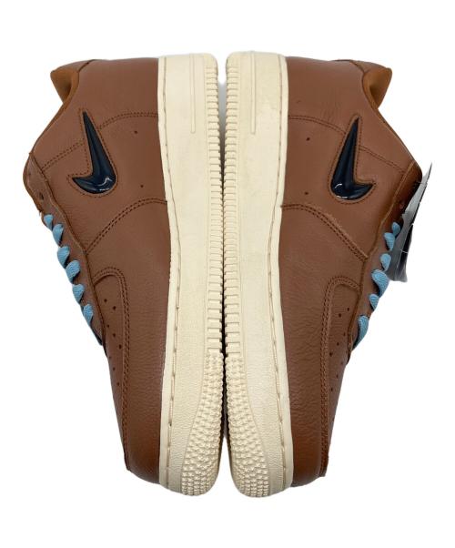 NIKE（ナイキ）NIKE (ナイキ) AIR FORCE 1 '07 PRM VNTG ブラウン サイズ:US8 未使用品の古着・服飾アイテム