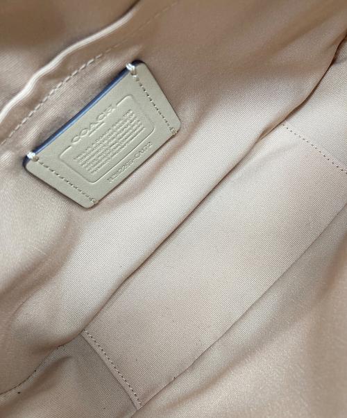 COACH（コーチ）COACH (コーチ) ジェイミー カメラ バッグ ブロックド シグネチャー　ショルダーバッグ ホワイト×ベージュ サイズ:実寸参照の古着・服飾アイテム