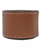 LOEWEロエベ）の古着「アナグラム スラップ ブレスレット  スモール　」｜ブラウン