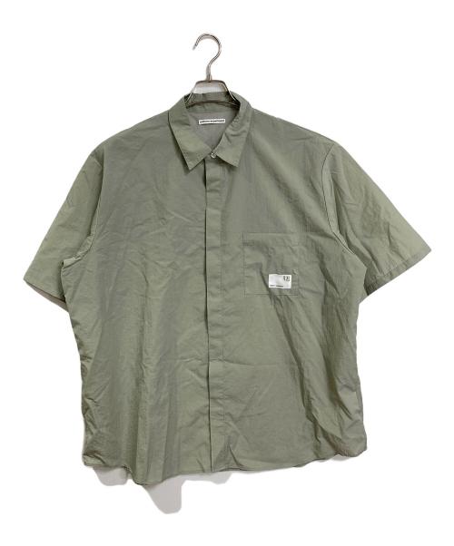 uniform experiment（ユニフォームエクスペリメント）uniform experiment (ユニフォームエクスペリメント) CRYSTAL NYLON VENTILATION SHIRT クリスタルナイロンベンチレーションシャツ 半袖シャツ　日本製　25SS グリーン サイズ:4の古着・服飾アイテム
