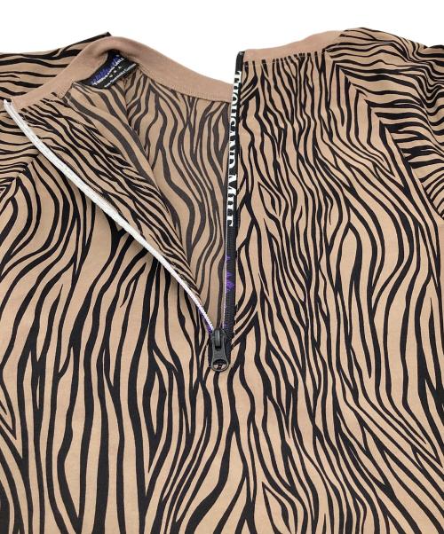 Thousand Mile（サウザンドマイル）Thousand Mile (サウザンドマイル) FREAK'S STORE (フリークスストア) 半袖ワンピース　ラグランワンピース　アニマル柄　ナイロンワンピース ブラウン×ブラック サイズ:FREEの古着・服飾アイテム