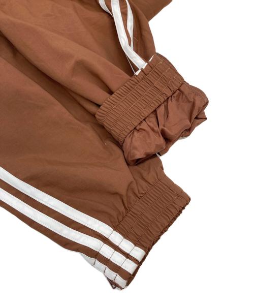 adidas Originals（アディダスオリジナル）adidas originals (アディダスオリジナル) ファイヤーバードトラックパンツ ブラウン サイズ:Mの古着・服飾アイテム