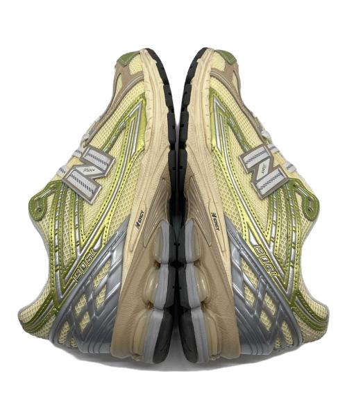 NEW BALANCE（ニューバランス）NEW BALANCE (ニューバランス) ローカットスニーカー ベージュ サイズ:US7.5の古着・服飾アイテム