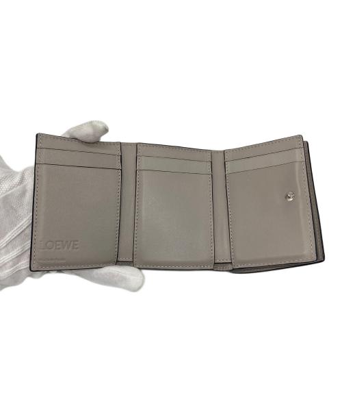 LOEWE（ロエベ）LOEWE (ロエベ) トライフォールド ウォレット　バイカラー　ミニ財布 グレー サイズ:実寸参照の古着・服飾アイテム