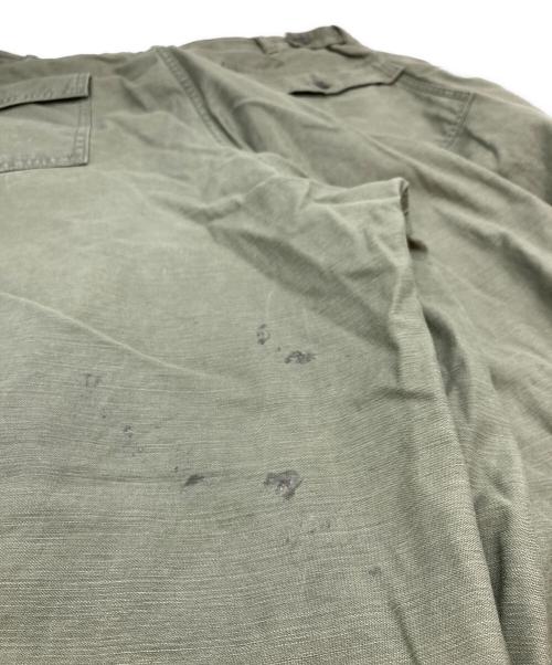 Needles（ニードルズ）Needles (ニードルズ) ファティーグ ヒザデルパンツ　オーバーサイズ　日本 カーキ サイズ:Lの古着・服飾アイテム