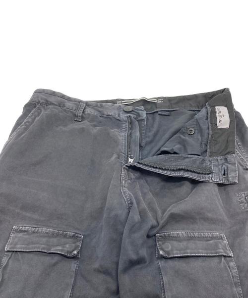 STONE ISLAND（ストーンアイランド）STONE ISLAND (ストーンアイランド) 22AW ワッペン付き Utility Cargo Trousers グレー サイズ:33の古着・服飾アイテム