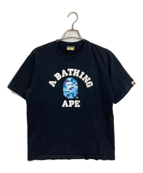 A BATHING APE（アベイシングエイプ）A BATHING APE (アベイシングエイプ) CAMO COLLEGE Tee グラフィックTシャツ ブラック サイズ:Lの古着・服飾アイテム