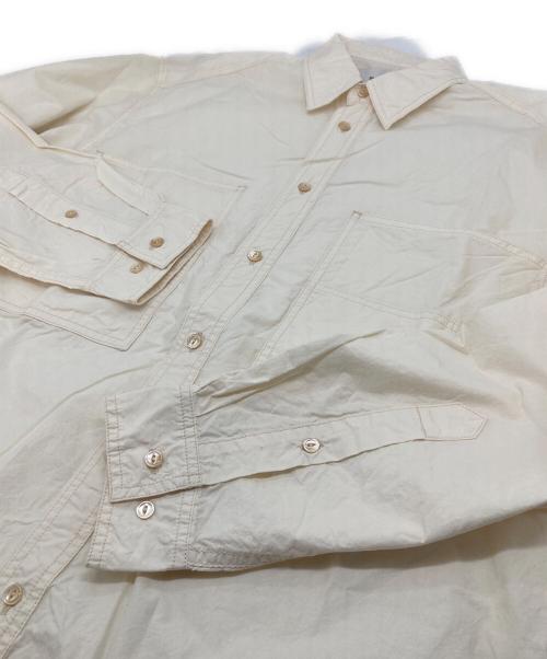 MARKA（マーカ）MARKA (マーカ) UTILITY SHIRT WIDE ORGANIC COTTON TYPEWRITER  コットンシャツ　日本製 ベージュ サイズ:1 未使用品の古着・服飾アイテム