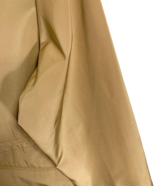 自由区（ジユウク）自由区 (ジユウク) メモリータッサー フード付きブルゾン　アウター　ライトアウター ベージュ サイズ:40の古着・服飾アイテム