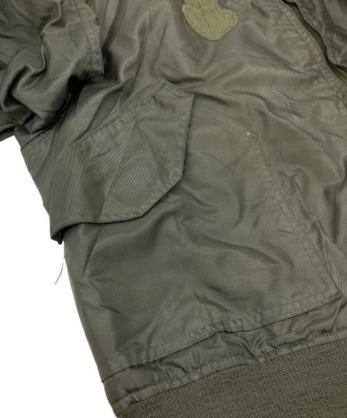 US ARMY（ユーエスアーミー）US ARMY (ユーエスアーミー) 【古着】CWU-36/Pフライトジャケット カーキ サイズ:XLの古着・服飾アイテム