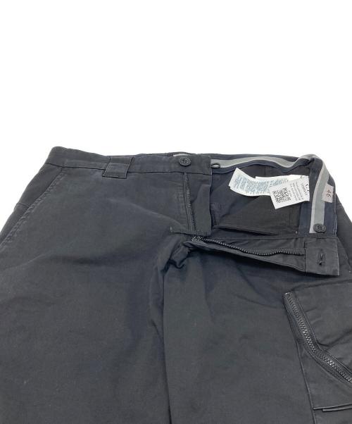 C.P COMPANY（シーピーカンパニー）C.P COMPANY (シーピーカンパニー) レンズディティール ハーフパンツ ブラック サイズ:46の古着・服飾アイテム