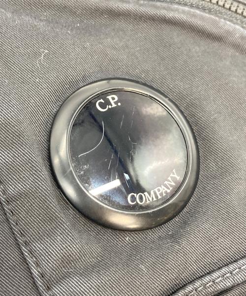 C.P COMPANY（シーピーカンパニー）C.P COMPANY (シーピーカンパニー) レンズディティール ハーフパンツ ブラック サイズ:46の古着・服飾アイテム