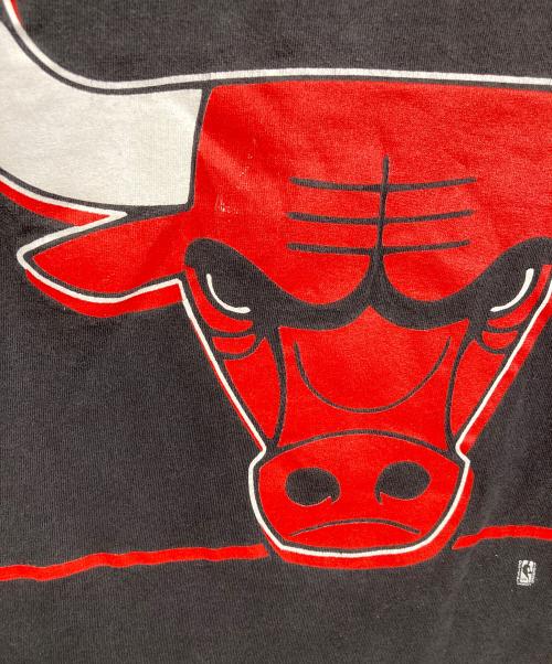 Hanes（ヘインズ）Hanes (ヘインズ) 【古着】Tシャツ　半袖カットソー　Tee  NBA CHICAGO BULLS  USA製 ブラック サイズ:XLの古着・服飾アイテム