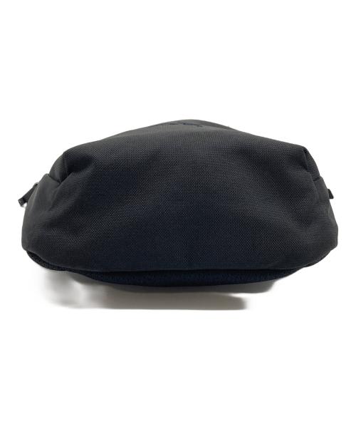 ARC'TERYX（アークテリクス）ARC'TERYX (アークテリクス) MANTIS 2 WAIST PACK  マンティス 2 ウエスト パック  ミニバッグ　ショルダーバッグ　スポーツ　アウトドア ブラック サイズ:実寸参照の古着・服飾アイテム