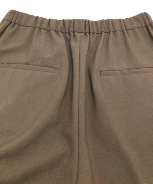 EVERYDAY I LIKE.（エヴリデイ アイ ライク）EVERYDAY I LIKE. (エヴリデイ アイ ライク) スリットテーパードパンツ　セレモニー　オフィスカジュアル　日本製 ブラウン サイズ:36の古着・服飾アイテム