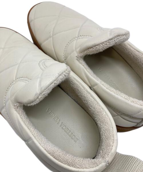 BOTTEGA VENETA（ボッテガベネタ）BOTTEGA VENETA (ボッテガベネタ) キルティングスリッポン　スニーカー アイボリー サイズ:35の古着・服飾アイテム