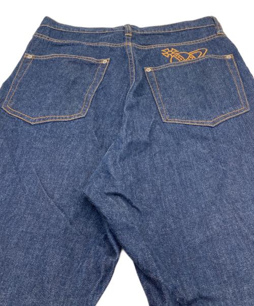 Vivienne Westwood man（ヴィヴィアン ウェストウッド マン）Vivienne Westwood man (ヴィヴィアン ウェストウッド マン) オーブ刺繍カーブデニム　5ポケット　日本製 インディゴ サイズ:44の古着・服飾アイテム