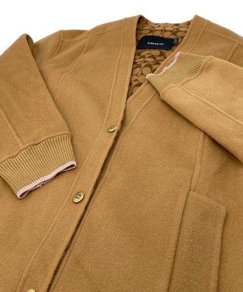 COACH（コーチ）COACH (コーチ) シグネチャー裏地ロゴボタンコート キャメル サイズ:Sの古着・服飾アイテム