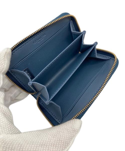 COACH（コーチ）COACH (コーチ) エッセンシャル スモール ジップ アラウンド カード ケース・ラブド デニム・キルティング インディゴ サイズ:実寸参照の古着・服飾アイテム