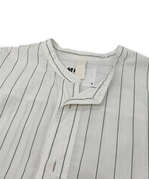 MHL（エムエイチエル）MHL (エムエイチエル) ストライプシャツ　長袖シャツ　コットンシャツ ホワイト×グリーン サイズ:Mの古着・服飾アイテム