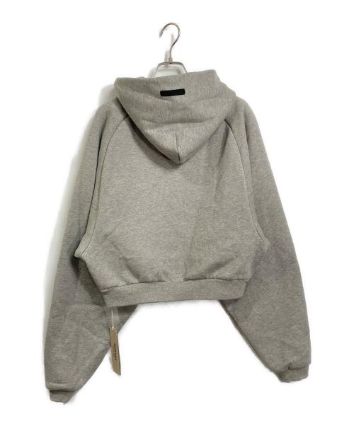 FOG ESSENTIALS（フィアオブゴッド エッセンシャル）FOG ESSENTIALS (フィアオブゴッド エッセンシャル) CROPPED HOODIE フーディ グレー サイズ:XXSの古着・服飾アイテム