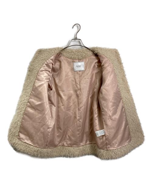 HER LIP TO（ハーリップトゥ）HER LIP TO (ハーリップトゥ) ROYAL FAUX FUR COAT　ロイヤルフェイクファーコート　アウター ベージュ サイズ:Mの古着・服飾アイテム