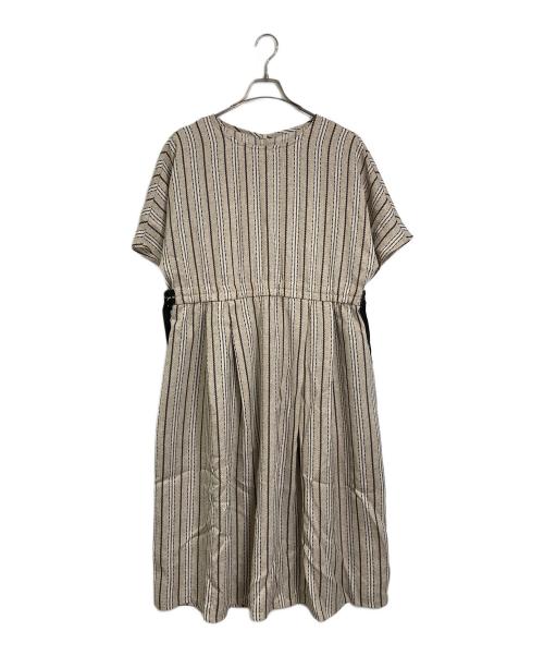 Leilian（レリアン）LEILIAN (レリアン) ストライプウエストギャザーロングワンピース　 ベージュ サイズ:13＋ 未使用品の古着・服飾アイテム