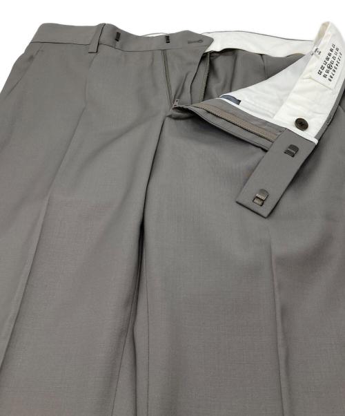 Maison Margiela（メゾンマルジェラ）Maison Margiela (メゾンマルジェラ) 17AW Wool Slim Trousers ウールスリムトラウザーズ　裾上げあり グレー サイズ:46の古着・服飾アイテム
