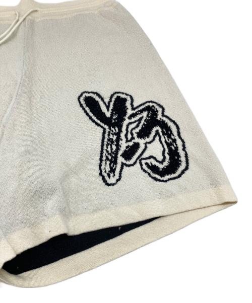 Y-3（ワイスリー）Y-3 (ワイスリー) ロゴニットハーフパンツ ベージュ サイズ:Mの古着・服飾アイテム