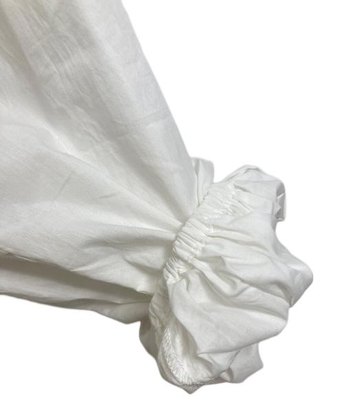 Spick and Span（スピック＆スパン）Spick and Span (スピック＆スパン) スキッパーギャザーブラウス　長袖ブラウス ホワイト サイズ:実寸参照の古着・服飾アイテム